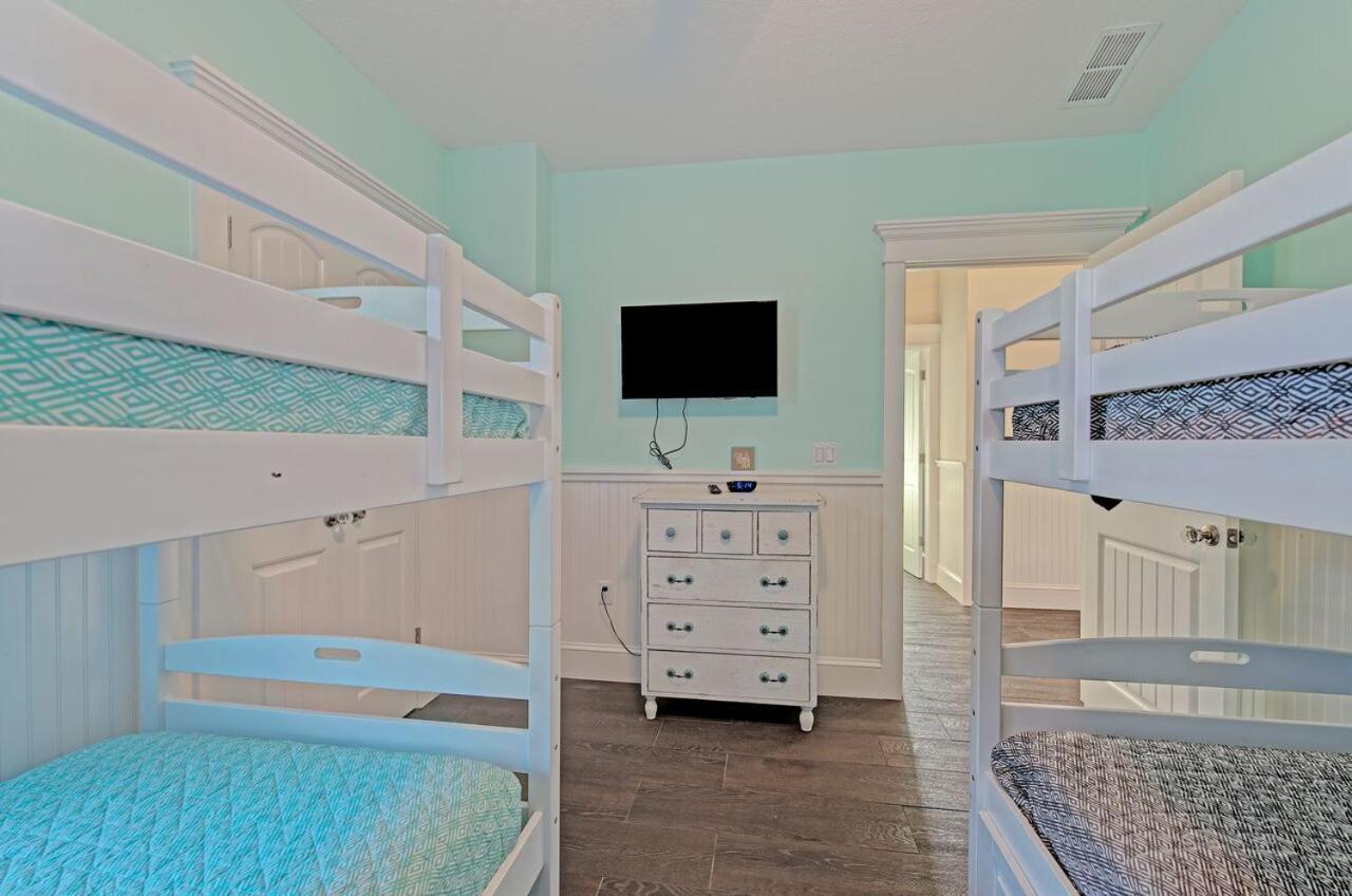 Mermaids Crossing By Beach Retreats Holmes Beach Exterior photo