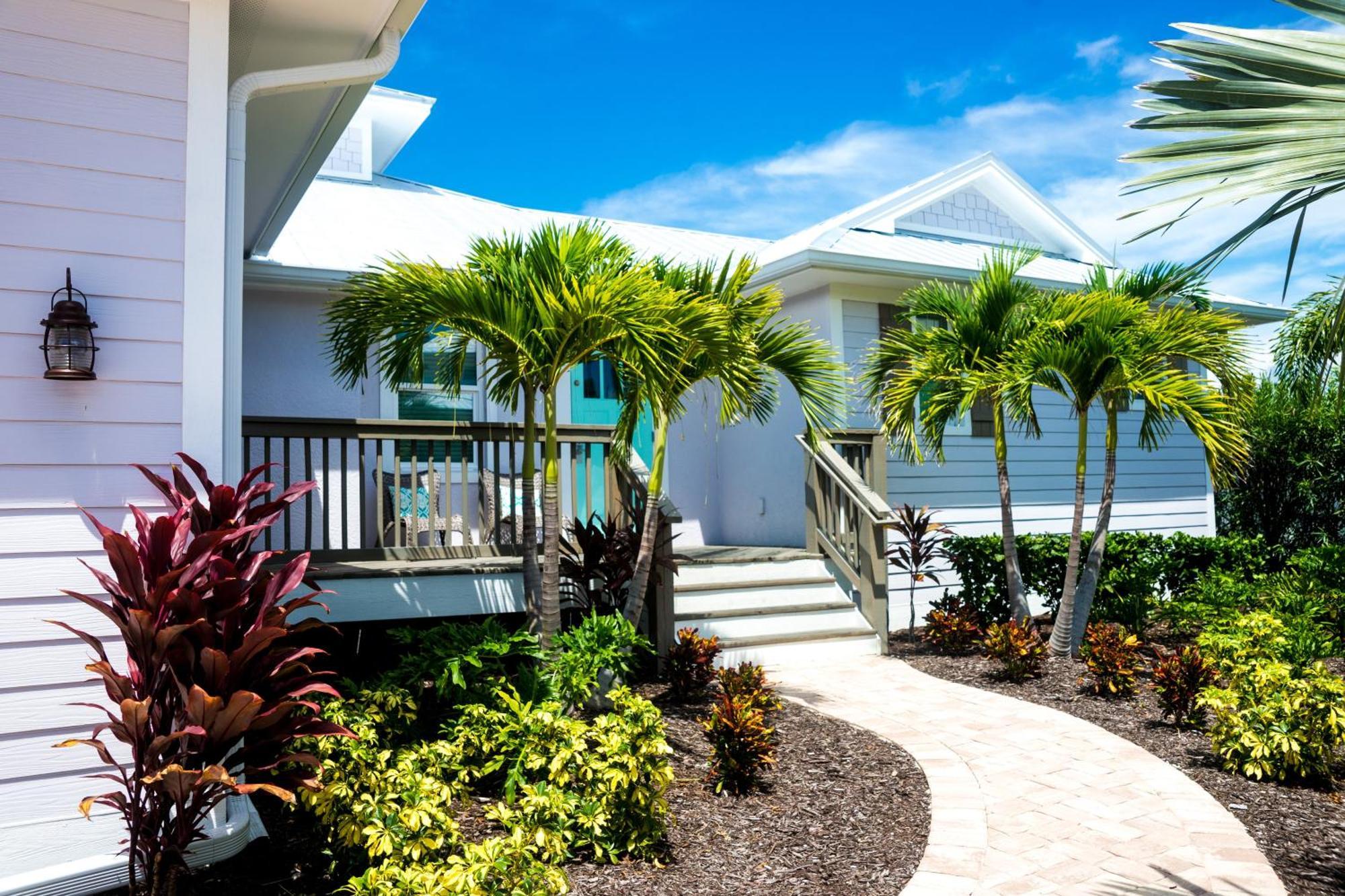 Mermaids Crossing By Beach Retreats Holmes Beach Room photo